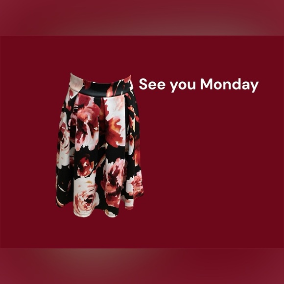 SEE YOU MONDAY LOS ANGELES FLORAL PULL ON SKIRT SIZE MEDIUM GENTLY WORN - Picture 1 of 3
